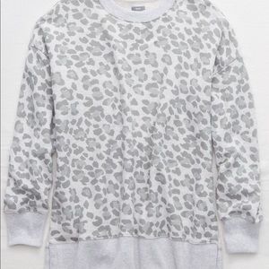 AERIE DESERT LEOPARD SWEATSHIRT GRAY